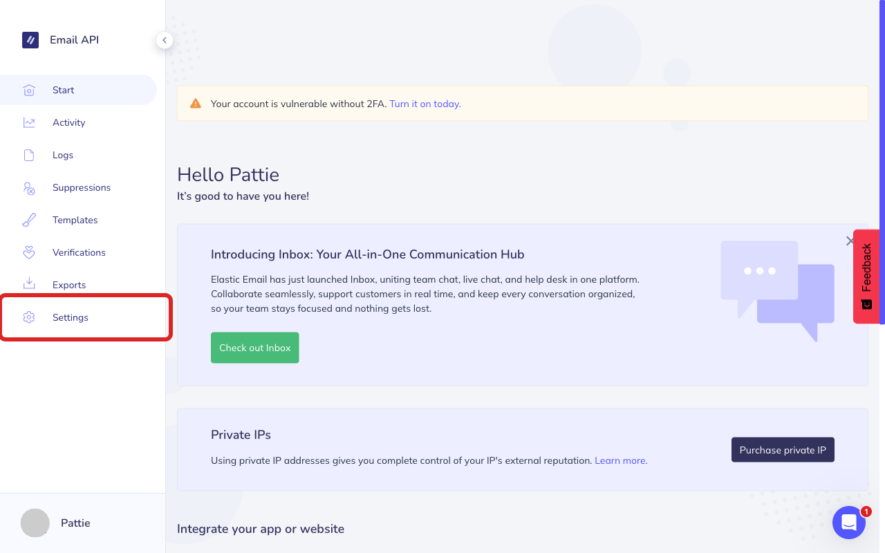 Haz clic en «Configuración» en la barra lateral de Elastic Email