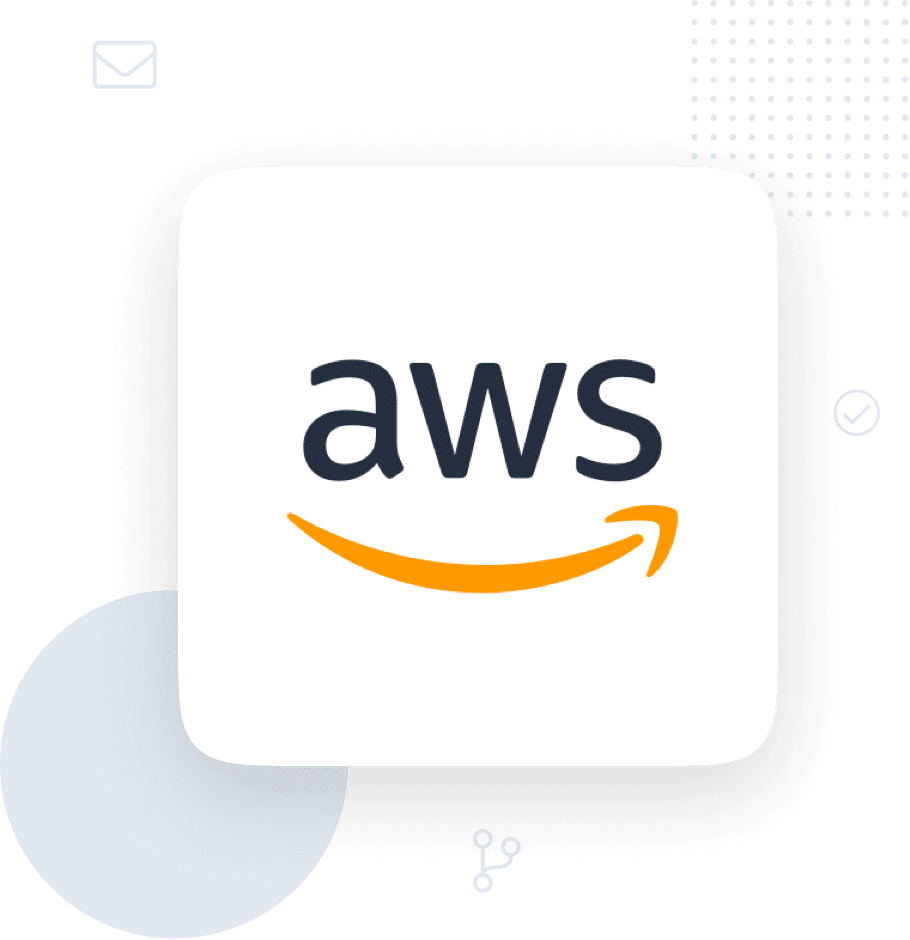 Logótipo da Amazon Web Services (AWS) num mosaico quadrado arredondado branco sobre um fundo decorativo verde.